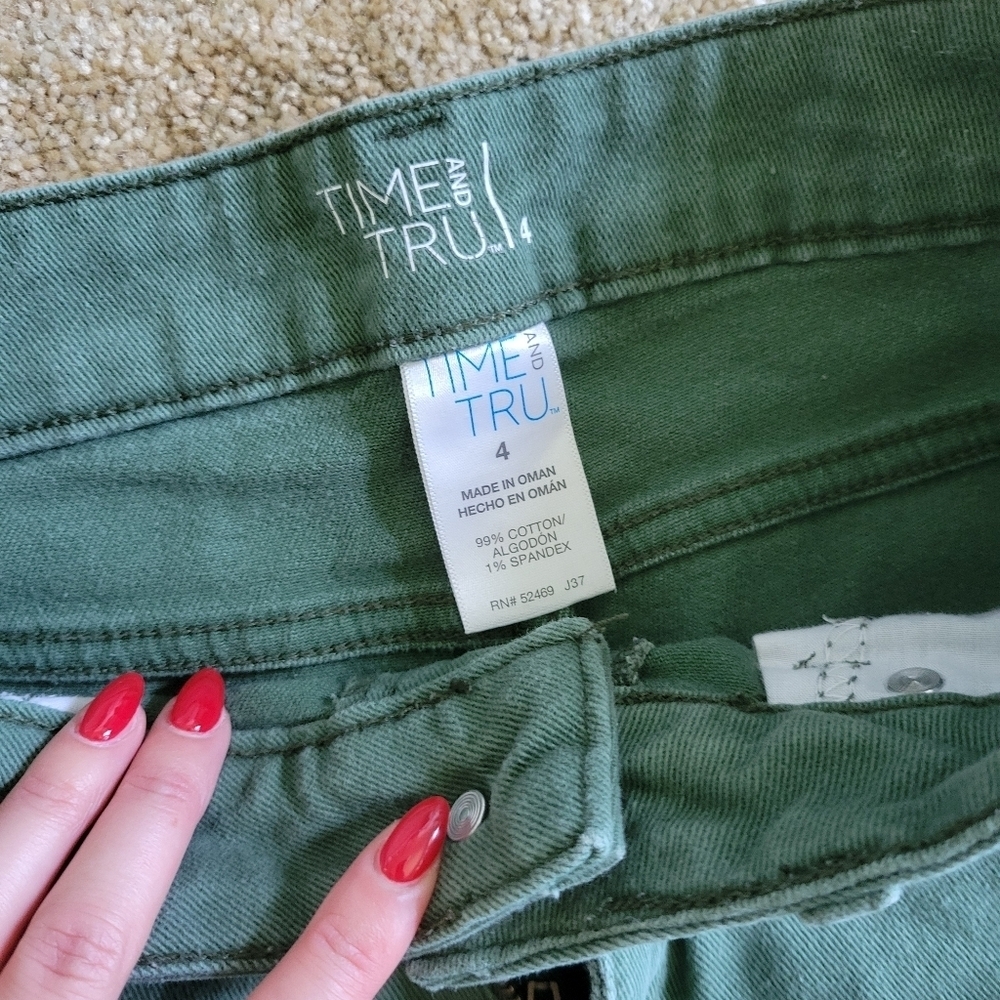Green Denim mini shorts - Picture 2 of 3